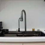 59 Bleu H Center With Freeparking, Ac, And An Extra Large Comfy Bed