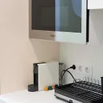 Appartement 59 Bleu H Center With Freeparking, Ac, And An Extra Large Comfy Bed *