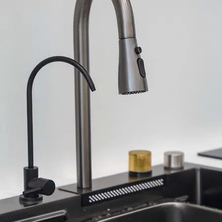 59 Bleu H Center With Freeparking, Ac, And An Extra Large Comfy Bed Apartman