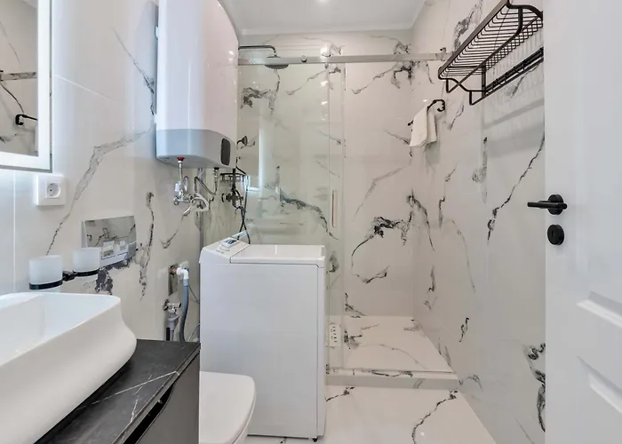 59 Bleu H Center With Freeparking, Ac, And An Extra Large Comfy Bed Apartamento *