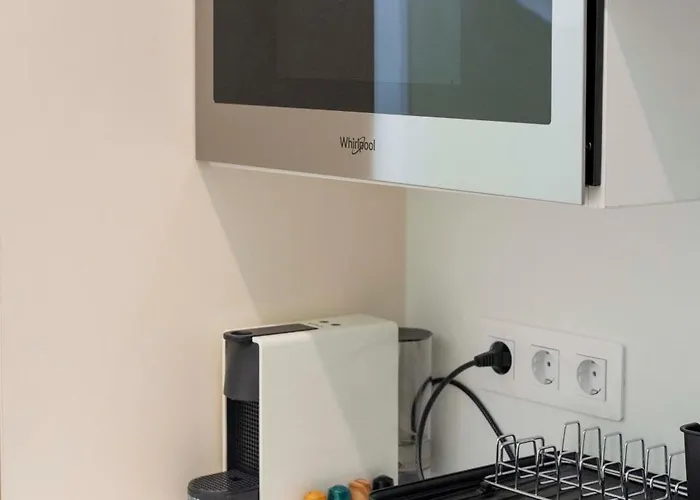 Apartment 59 Bleu H Center With Freeparking, Ac, And An Extra Large Comfy Bed *